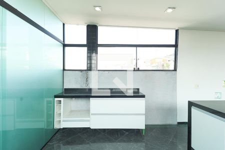 Casa de condomínio à venda com 288m², 6 quartos e 1 vagaÁrea comum