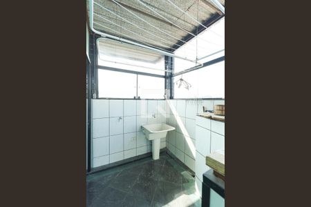 Casa de condomínio à venda com 288m², 6 quartos e 1 vagaÁrea de serviço