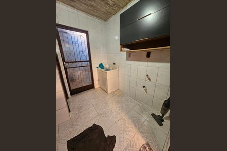 Casa à venda com 200m², 4 quartos e 4 vagas Casa à venda com 200m², 4 quartos e 4 vagasÁrea de Serviço