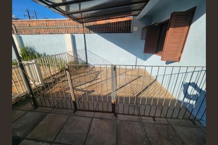 Casa à venda com 200m², 4 quartos e 4 vagas Casa à venda com 200m², 4 quartos e 4 vagasÁrea Externa