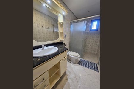 Casa à venda com 200m², 4 quartos e 4 vagas Casa à venda com 200m², 4 quartos e 4 vagasBanheiro
