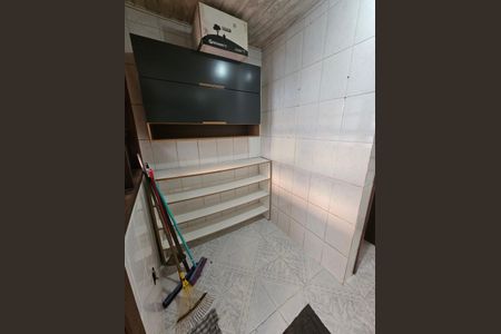 Casa à venda com 200m², 4 quartos e 4 vagas Casa à venda com 200m², 4 quartos e 4 vagasÁrea de Serviço