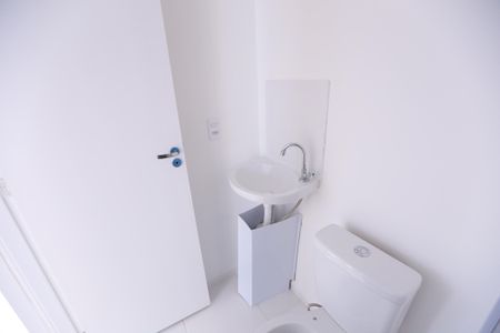 Apartamento para alugar com 50m², 2 quartos e sem vaga Apartamento para alugar com 50m², 2 quartos e sem vagaBanheiro