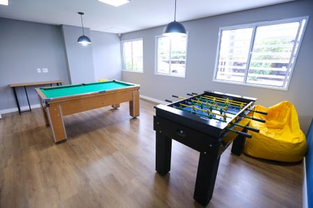 Apartamento para alugar com 50m², 2 quartos e sem vaga Apartamento para alugar com 50m², 2 quartos e sem vagaSalão de jogos