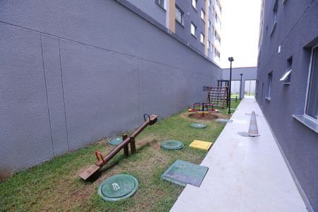 Apartamento para alugar com 50m², 2 quartos e sem vaga Apartamento para alugar com 50m², 2 quartos e sem vagaÁrea comum - Playground