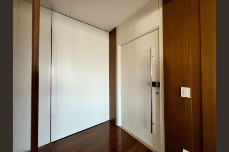 Apartamento à venda com 300m², 3 quartos e 5 vagasQuarto