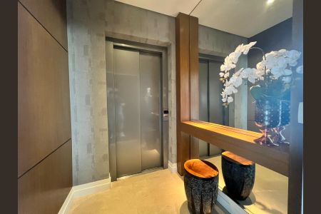 Apartamento à venda com 300m², 3 quartos e 5 vagasÁrea externa