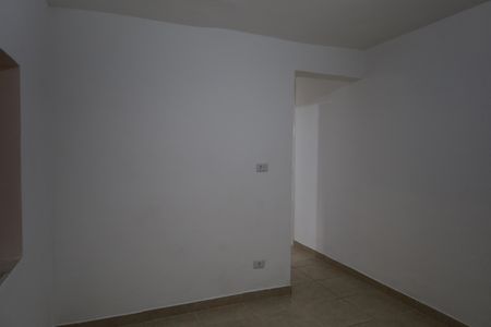 Casa para alugar com 1 quarto, 70m² em Jardim Santa Barbara, São Paulo