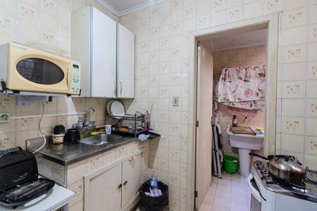 Apartamento à venda com 47m², 1 quarto e sem vaga Apartamento à venda com 47m², 1 quarto e sem vagaCozinha e Área de Serviço