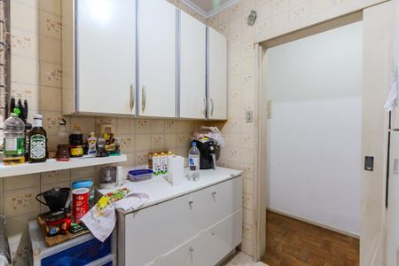 Apartamento à venda com 47m², 1 quarto e sem vaga Apartamento à venda com 47m², 1 quarto e sem vagaCozinha e Área de Serviço