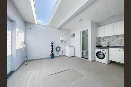 Apartamento à venda com 232m², 5 quartos e 4 vagasÁrea de Serviço