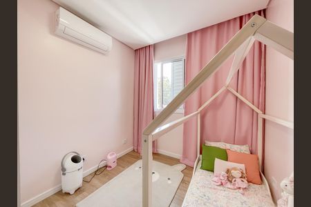 Apartamento à venda com 232m², 5 quartos e 4 vagasQuarto 2