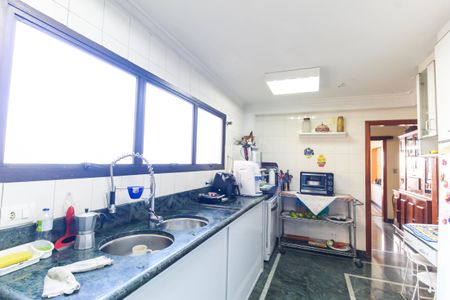 Apartamento à venda com 199m², 3 quartos e 4 vagasCozinha