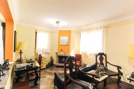 Apartamento à venda com 199m², 3 quartos e 4 vagasSala