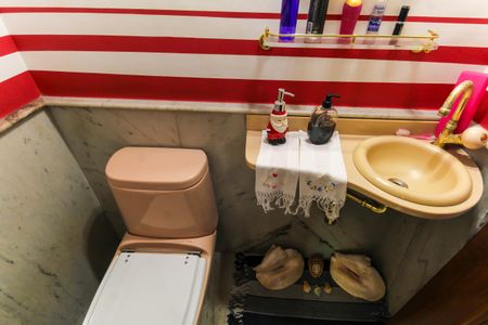 Apartamento à venda com 199m², 3 quartos e 4 vagasLavabo