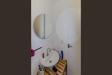 Apartamento para alugar com 36m², 2 quartos e sem vagaBanheiro