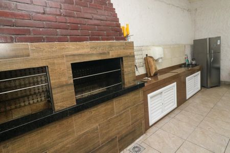 Apartamento à venda com 65m², 3 quartos e sem vagaÁrea comum - Churrasqueira