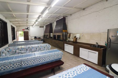 Apartamento à venda com 65m², 3 quartos e sem vagaÁrea comum - Churrasqueira