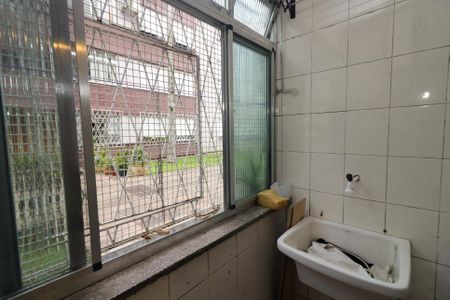 Apartamento à venda com 65m², 3 quartos e sem vagaÁrea de Serviço