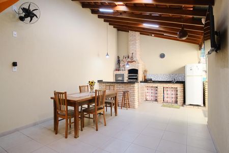 Casa para alugar com 189m², 2 quartos e 2 vagasEspaço Gourmet