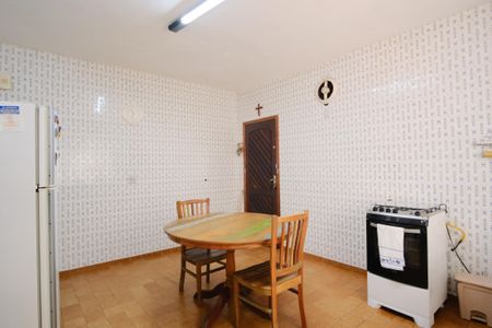 Casa para alugar com 189m², 2 quartos e 2 vagasCozinha