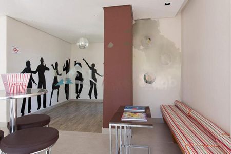 Apartamento à venda com 2 quartos, 73m² em Jardim Wanda, Taboão da Serra