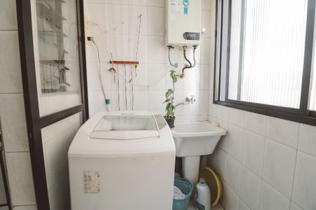 Apartamento à venda com 62m², 2 quartos e 1 vagaÁrea de Serviço