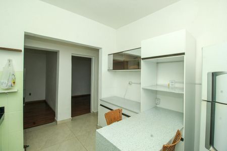 Casa para alugar com 90m², 2 quartos e 2 vagasCozinha