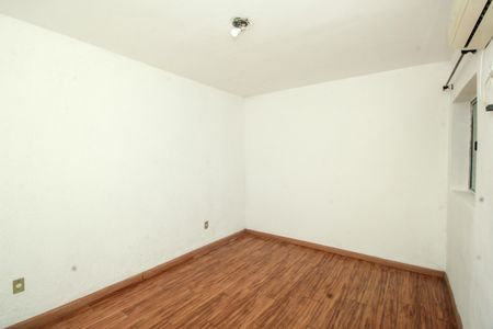 Casa para alugar com 90m², 2 quartos e 2 vagasQuarto 2