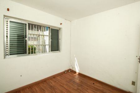 Casa para alugar com 90m², 2 quartos e 2 vagasQuarto 1