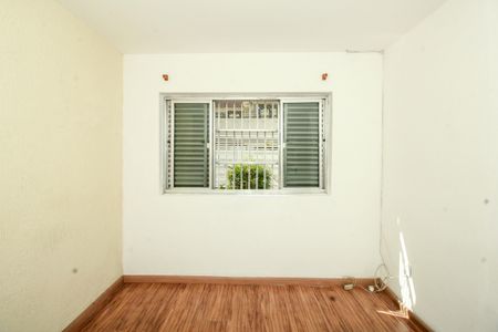 Casa para alugar com 90m², 2 quartos e 2 vagasQuarto 1