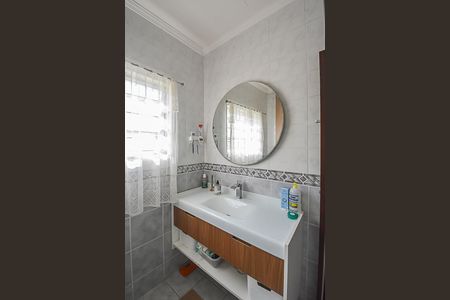 Casa à venda com 400m², 3 quartos e 2 vagas Casa à venda com 400m², 3 quartos e 2 vagasBanheiro 1