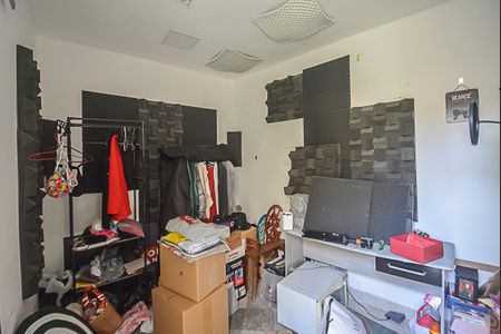 Casa à venda com 400m², 3 quartos e 2 vagas Casa à venda com 400m², 3 quartos e 2 vagasDeposito