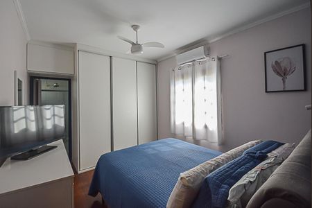 Casa à venda com 400m², 3 quartos e 2 vagas Casa à venda com 400m², 3 quartos e 2 vagasQuarto Suíte