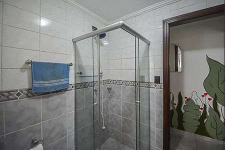 Casa à venda com 400m², 3 quartos e 2 vagas Casa à venda com 400m², 3 quartos e 2 vagasBanheiro 2