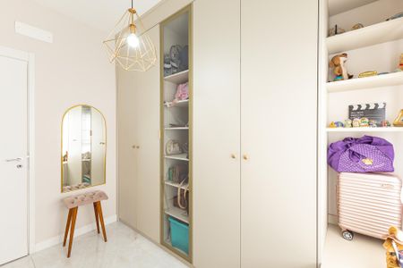 Quarto 1 de apartamento à venda com 3 quartos, 77m² em Indianópolis, São Paulo