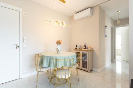 Sala de apartamento à venda com 3 quartos, 77m² em Indianópolis, São Paulo