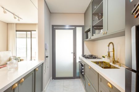 Cozinha de apartamento à venda com 3 quartos, 77m² em Indianópolis, São Paulo