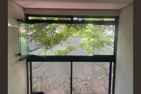 Apartamento à venda com 70m², 1 quarto e 1 vagaVista