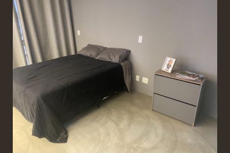 Apartamento à venda com 70m², 1 quarto e 1 vagaQuarto