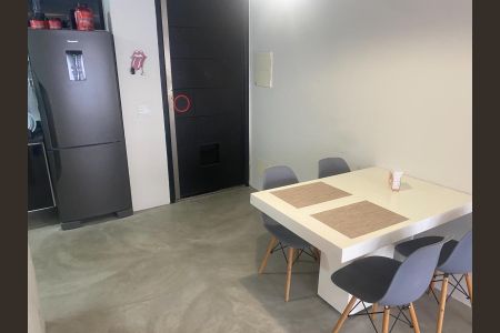 Apartamento à venda com 70m², 1 quarto e 1 vagaSala de jantar