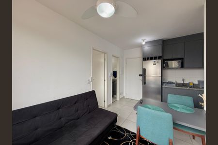 Sala  de apartamento para alugar com 2 quartos, 37m² em Santo Amaro, São Paulo