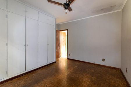 Casa para alugar com 185m², 3 quartos e 2 vagasSuite