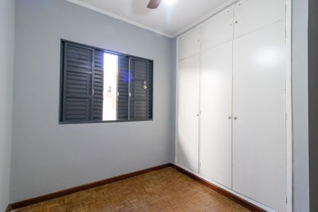 Casa para alugar com 185m², 3 quartos e 2 vagasQuarto 3
