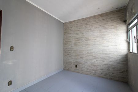 Casa para alugar com 185m², 3 quartos e 2 vagasSala