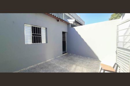 Casa para alugar com 60m², 1 quarto e sem vagaQuintal Interno