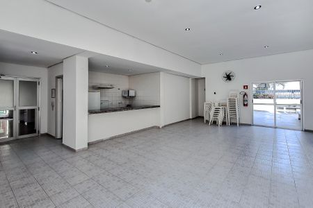 Apartamento para alugar com 56m², 2 quartos e 1 vagaÁrea comum - Salão de festas