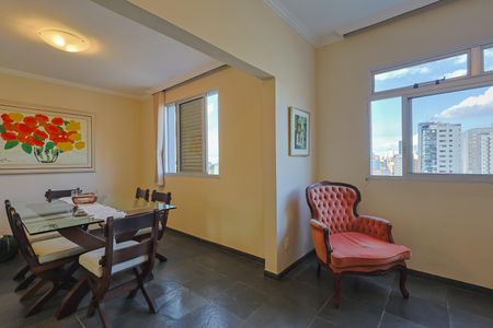 Apartamento à venda com 162m², 3 quartos e 1 vaga
