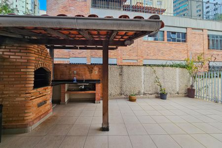 Apartamento à venda com 162m², 3 quartos e 1 vaga