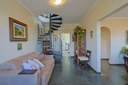 Apartamento para alugar com 4 quartos, 162m² em Anchieta, Belo Horizonte